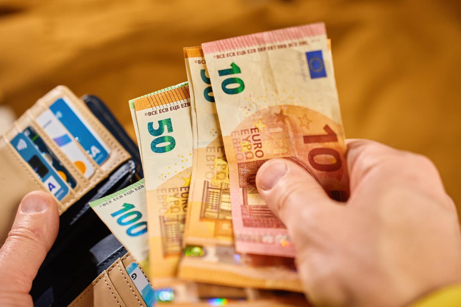 futuro do dinheiro em espécie