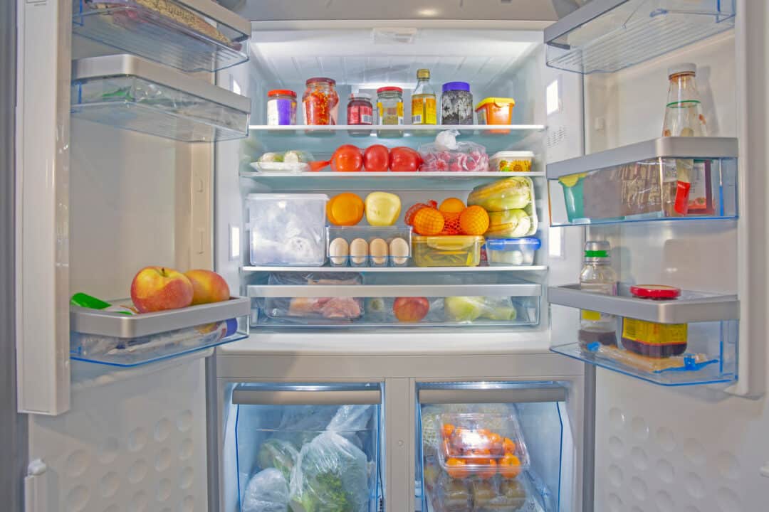 O acessório moderno que organiza o frigorífico: