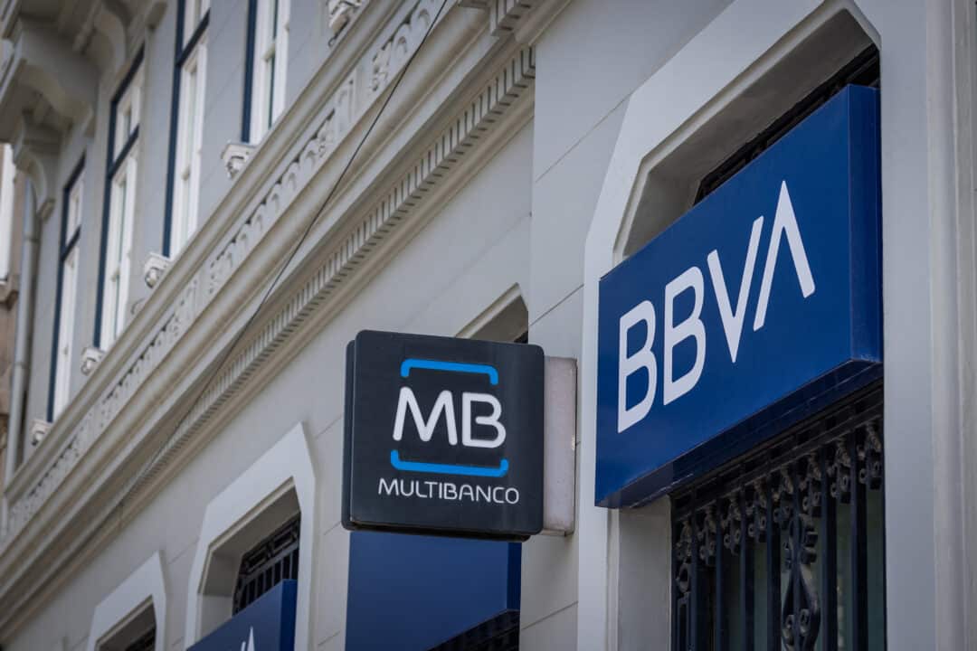 O Multibanco alerta-o após 5 levantamentos num mês.