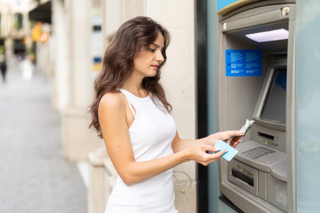 depósito no caixa eletrônico