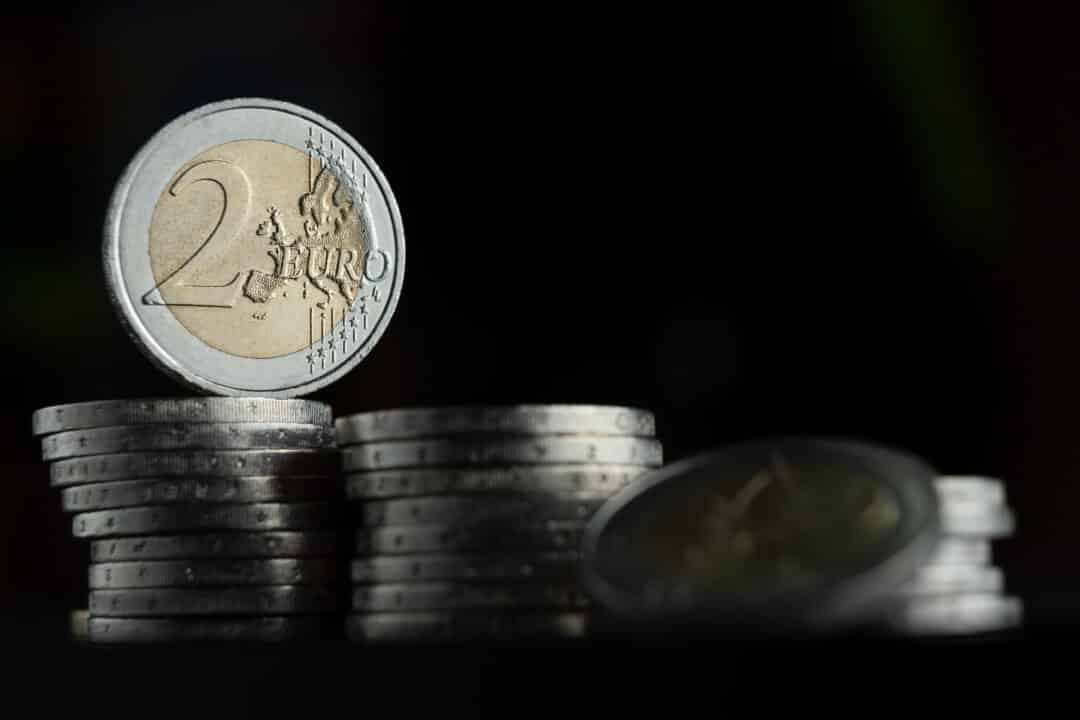 Descubra a moeda de 2 euros que pode valer até 700 euros