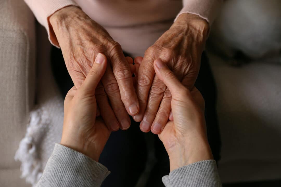 Condições para obter assistência social para idosos