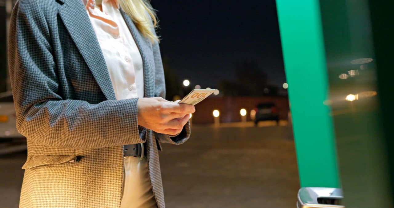 nova regra Máquinas automáticas à noite